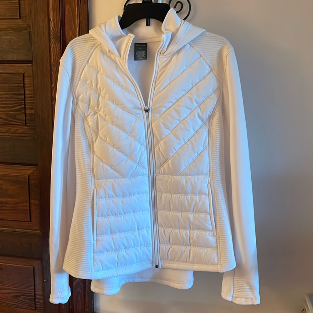 NWT Tek Gear XXL white jacket
